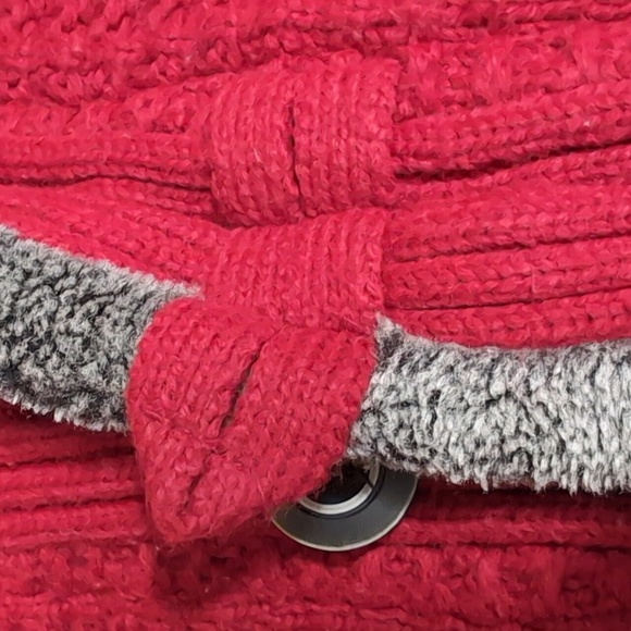 LCR Black Edition Knit Full Zip Sweater in Red Faux Fur Hood Lining - Picture 6 of 11